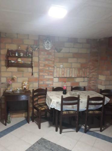 Vikendica Banstol, Sremski Karlovci