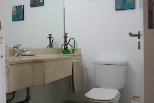 Apart Centrico 2 Dorm Balcon Con Parrilla Opci�n Cochera