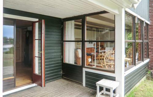 Amazing Home In Br�kne-hoby With 3 Bedrooms