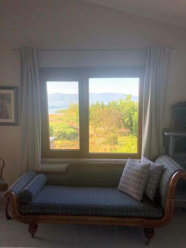 Home On Iznik Lake With Its Own Private Beach