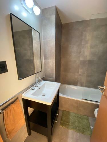 Apartamento Hermoso Departamento C�ntrico Con Estacionamiento