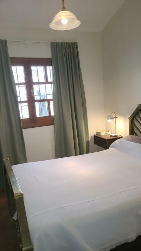 Hostal Habitaci�n Intima Virgen Del Cerro