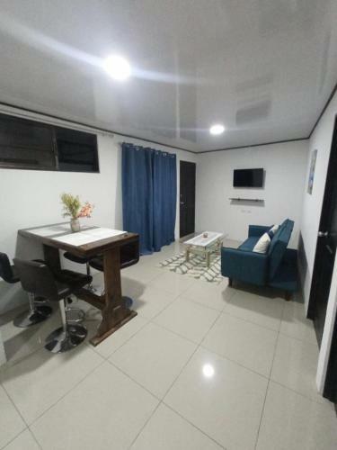 Apartamentos Cielo #2, Airport Juan Santamar�a