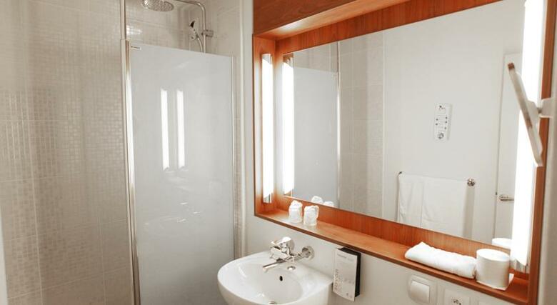 Hotel Campanile Dinan - Taden