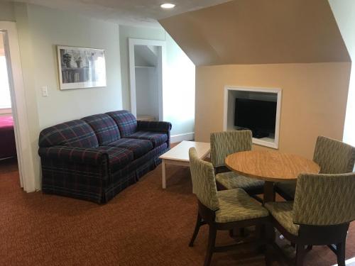 Ocean Lodge Hotel & Apartments
