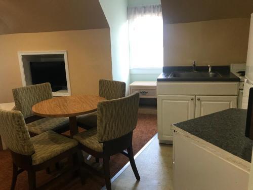 Ocean Lodge Hotel & Apartments