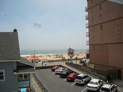 Beach Walk Hotel