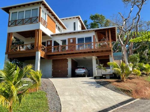 Villa Pelican Reef House