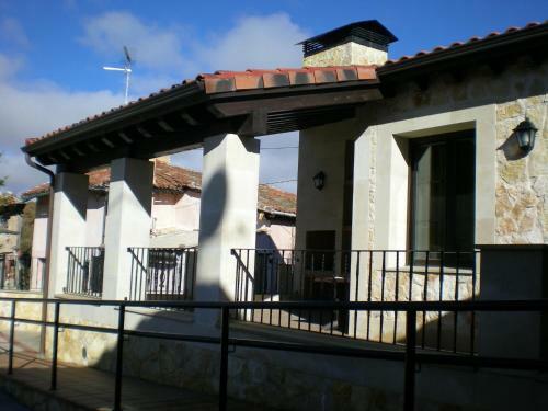 Hotel Rural La Henera