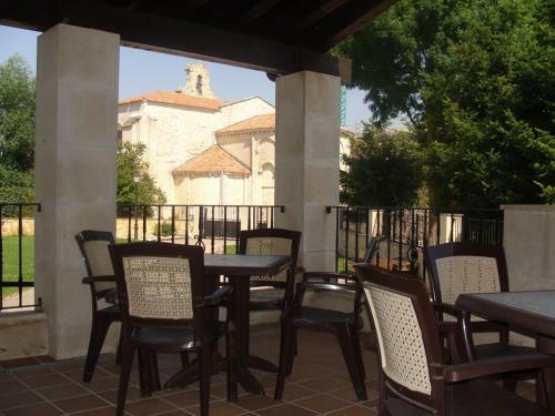 Hotel Rural La Henera