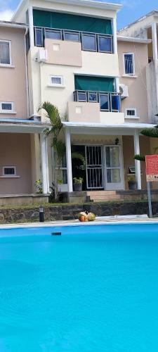Apartamento Your Holiday Home