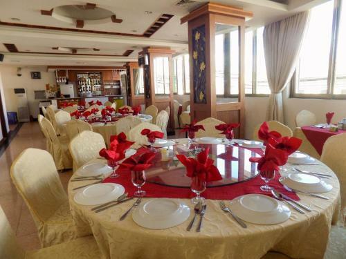 Evergreen Hotel