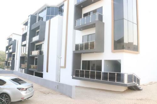 Court Apartment