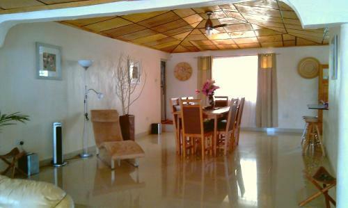 Portersville Private Lodge