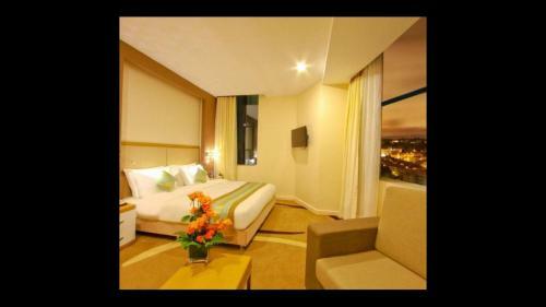 Hostal Room In Bb - Prideinn Azure Hotel Nairobi 2