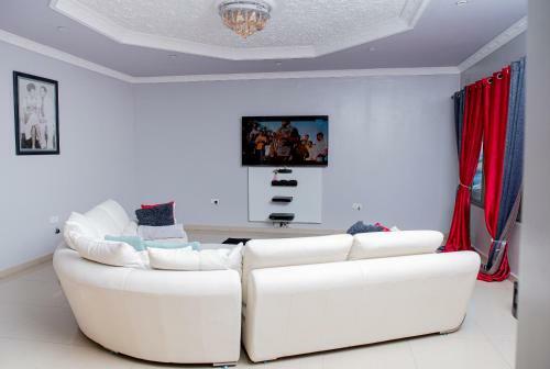 Apartamento Cheerful And Luxurious 4 Bedroom Villa With A Pool.