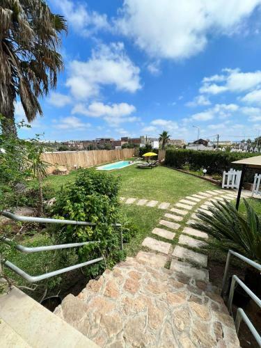 Luxury Beach Villa With Swimming Pool
