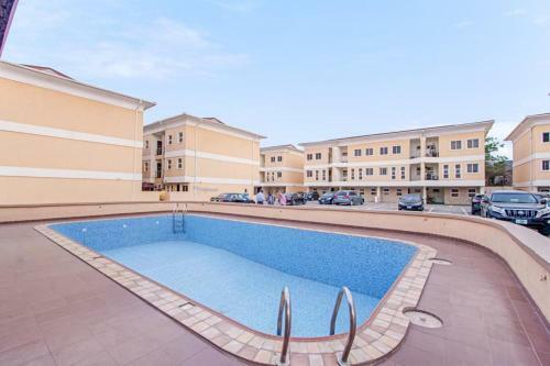 Cheerful & Colourful 3bedroom Apartment