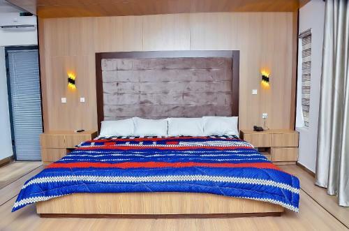 Apartamento Private Penthouse @ America Luxury Extended Stay