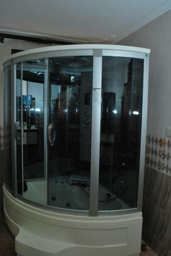 Jacuzzi City Home