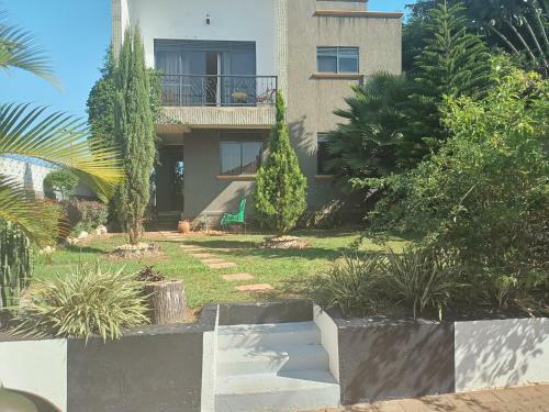 Jacuzzi City Home