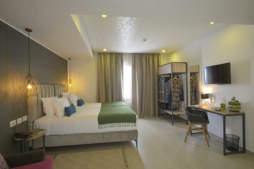 Apartamento Maia Hotel Suites