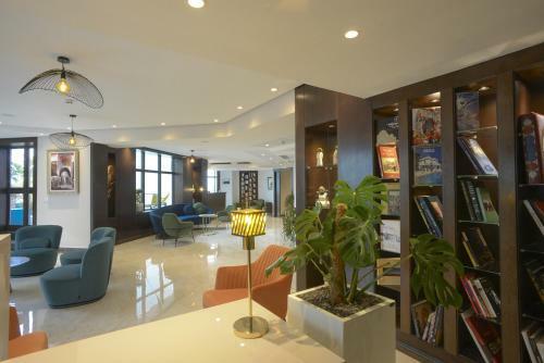 Apartamento Maia Hotel Suites