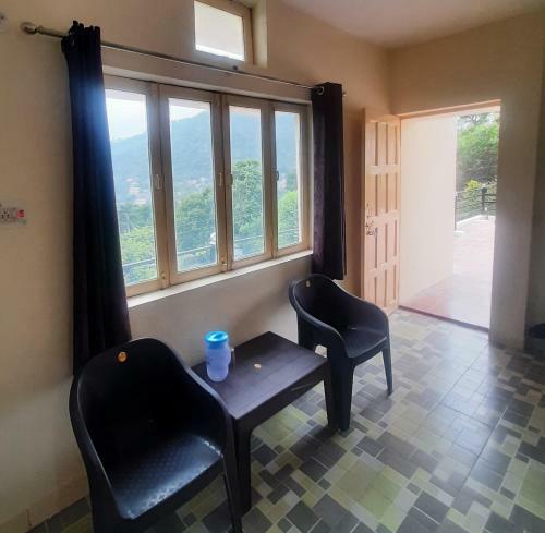 Whitehouse Homestay