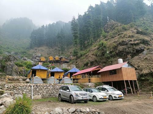 Hotel Wild Rocks Resort Chakrata