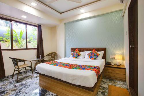 Fabhotel Golden Birds Lodging