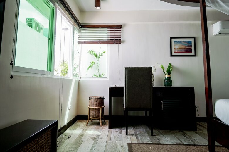 Hotel Weekends El Nido Beach Resort