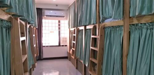 8th Street Hostel - Santo Nino Branch
