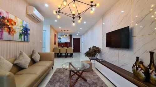 Maichi Premium Apartment Halong