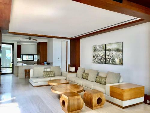Beachfront Villa 3bedrooms Romantic For Honeymoon