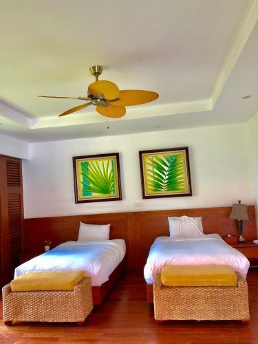 Charming 4 Bedrooms Villas With Few Step To Beach