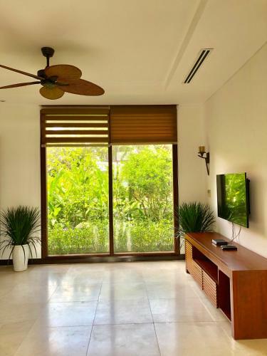 Charming 4 Bedrooms Villas With Few Step To Beach