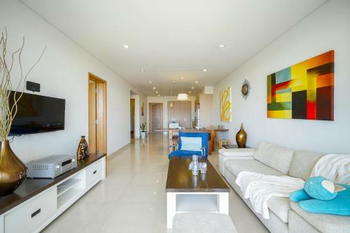 Luxury Ocean Apart Two Bedrooms By Vesta