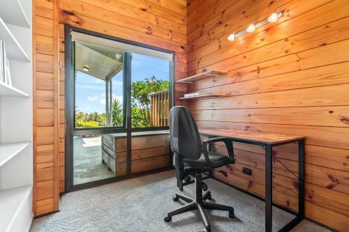 Country Retreat - Athenree Holiday Home