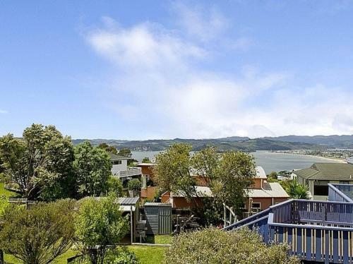 Views On Rimu - Whitianga Holiday Home