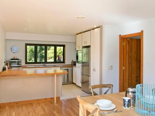 Central Haven - Taupo Holiday Home