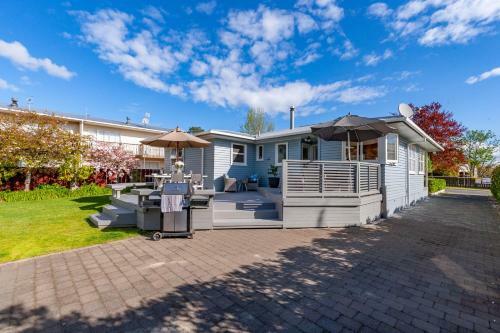 The Birches - Rainbow Point Holiday Home