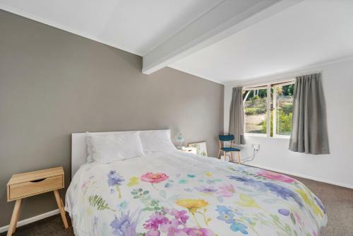 Wander To Wakeman - Acacia Bay Downstairs Holiday Unit