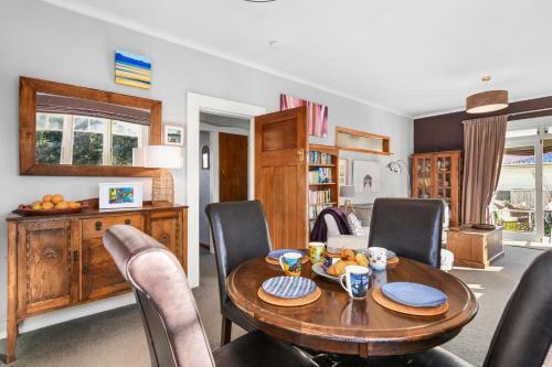 Silkwood Cottage - Richmond Holiday Home