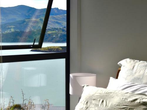 Luxury Views - Akaroa Holiday House