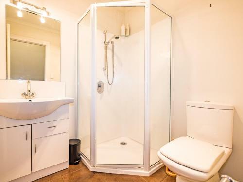 Old Railway Cottage - Ohakune Holiday Home