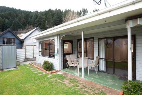 Town Centre House. Perfect For Families And Groups