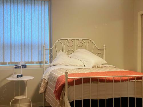 Villa With Amazing Garden And Comfortable Rooms