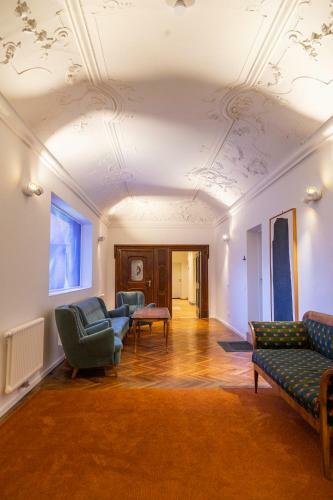 Apartment In Historischer Villa Mit Parkplatz