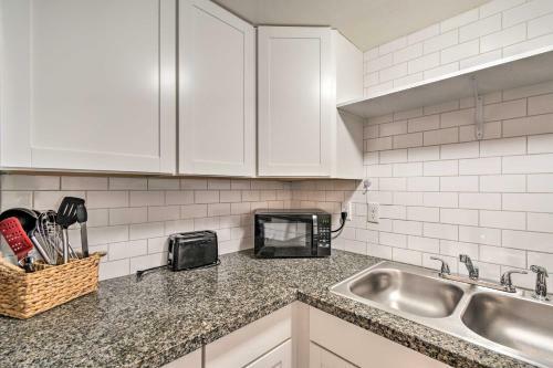 Apartamento Neat Condo With Balcony, Near Spring Training!