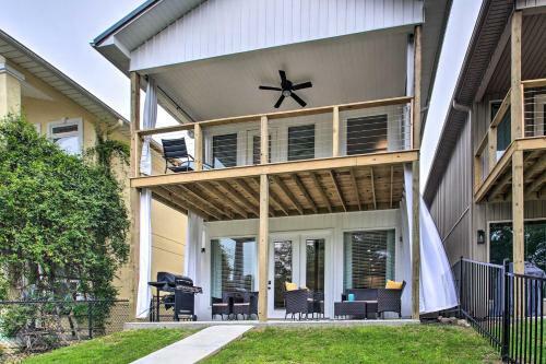 Waterfront Lake Hamilton Home With Boat Dock!